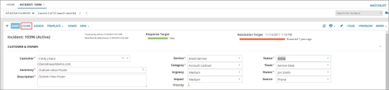 Quick close button on an Incident record